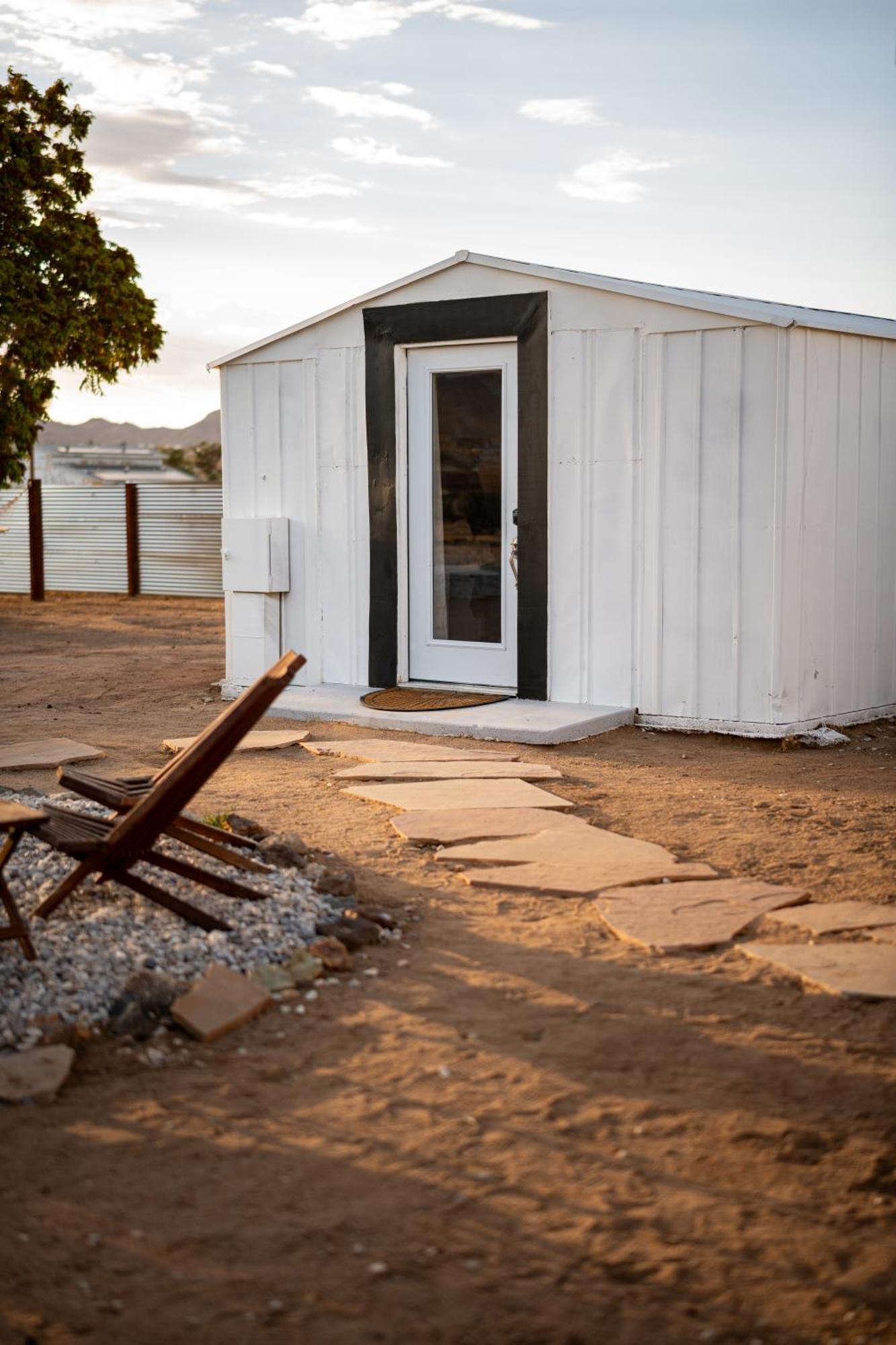Private Jt Cabin - Ev L2 Station, Hammocks, Fire Pit, Bbq, Bocce Ball, Cornhole Yucca Valley Eksteriør billede